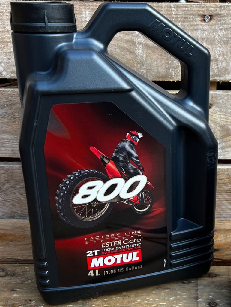 Motul Oil 800 Factory Line Off-Road Motocross 2T 4L