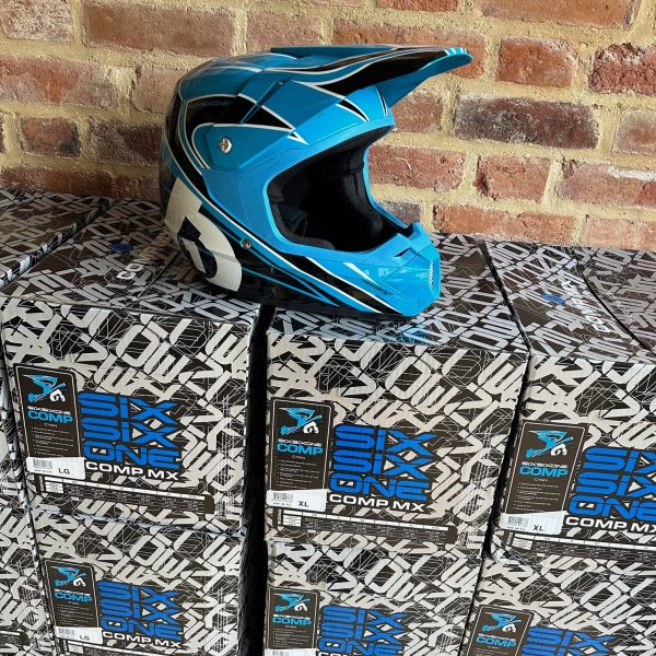 661 Helmet Comp Cyan Blue